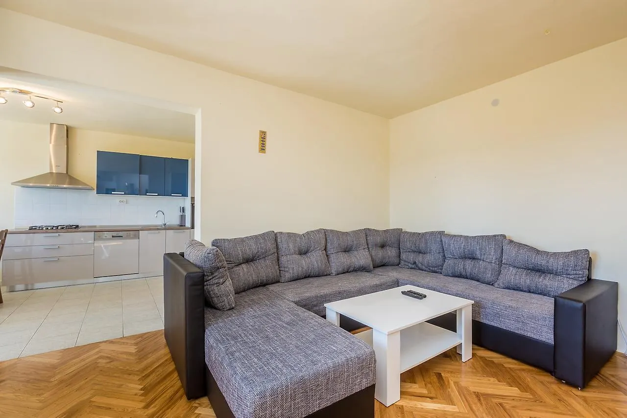 Apartment Annie Skrbčići